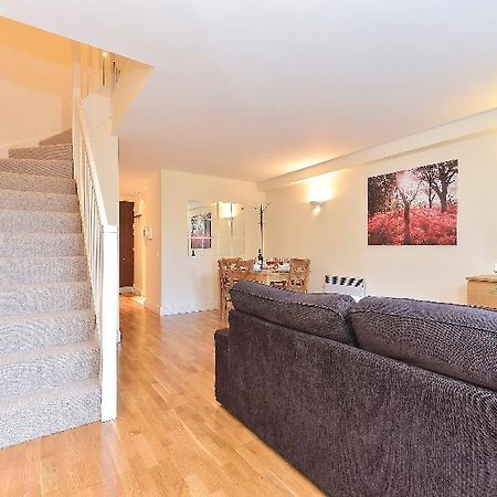 Amber Nike Apartments Лондон Экстерьер фото